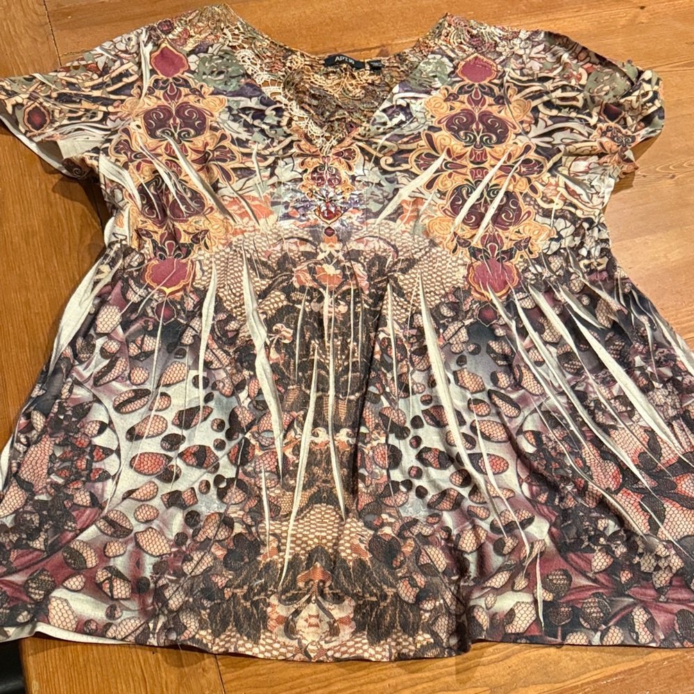 Apt. 9 Women's Brown and Cream Patterned Blouse